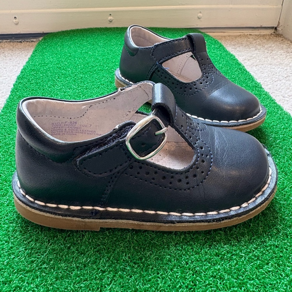 Classic L’amour Frances T-strap in Navy